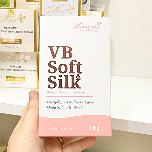 Dung-dịch-vệ-sinh-Hanayuki-màu-hồng-VB-Soft-Silk6