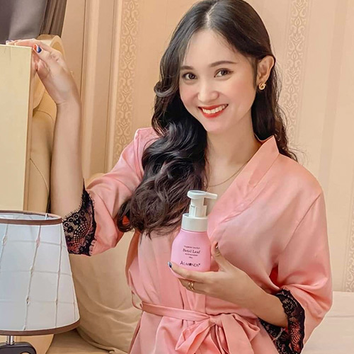 Dung-dịch-vệ-sinh-phụ-nữ-lá-trầu-Almonds6