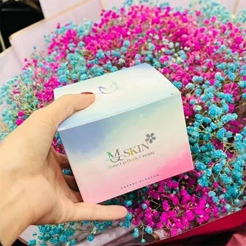 Kem-Body-Hoa-Anh-Đào-Tone-Up-Body-Cream-MQ-Skin1