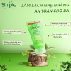 sữa-rửa-mặt-Simple-dạng-gel-Kind-To-Skin-Refreshing-Facial-Wash-Ge-150ml3